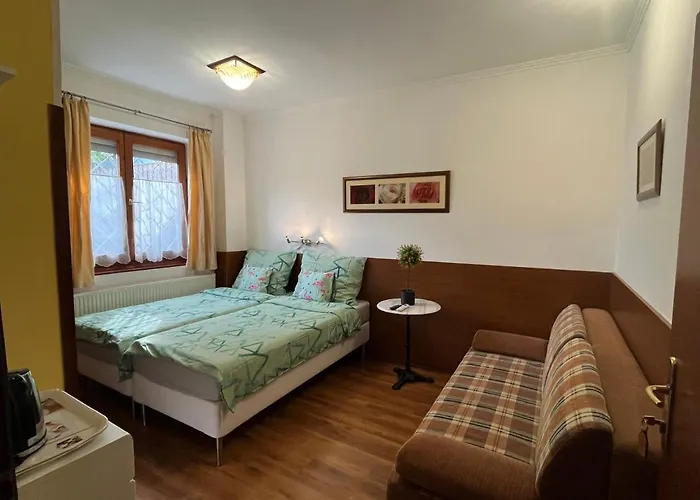 Tang House 唐舍 게스트하우스 부다페스트